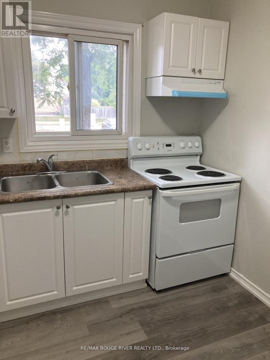 21 - 255 Porter Street, Oshawa, Ontario L1J 1N3 - Photo 3 - E12525616