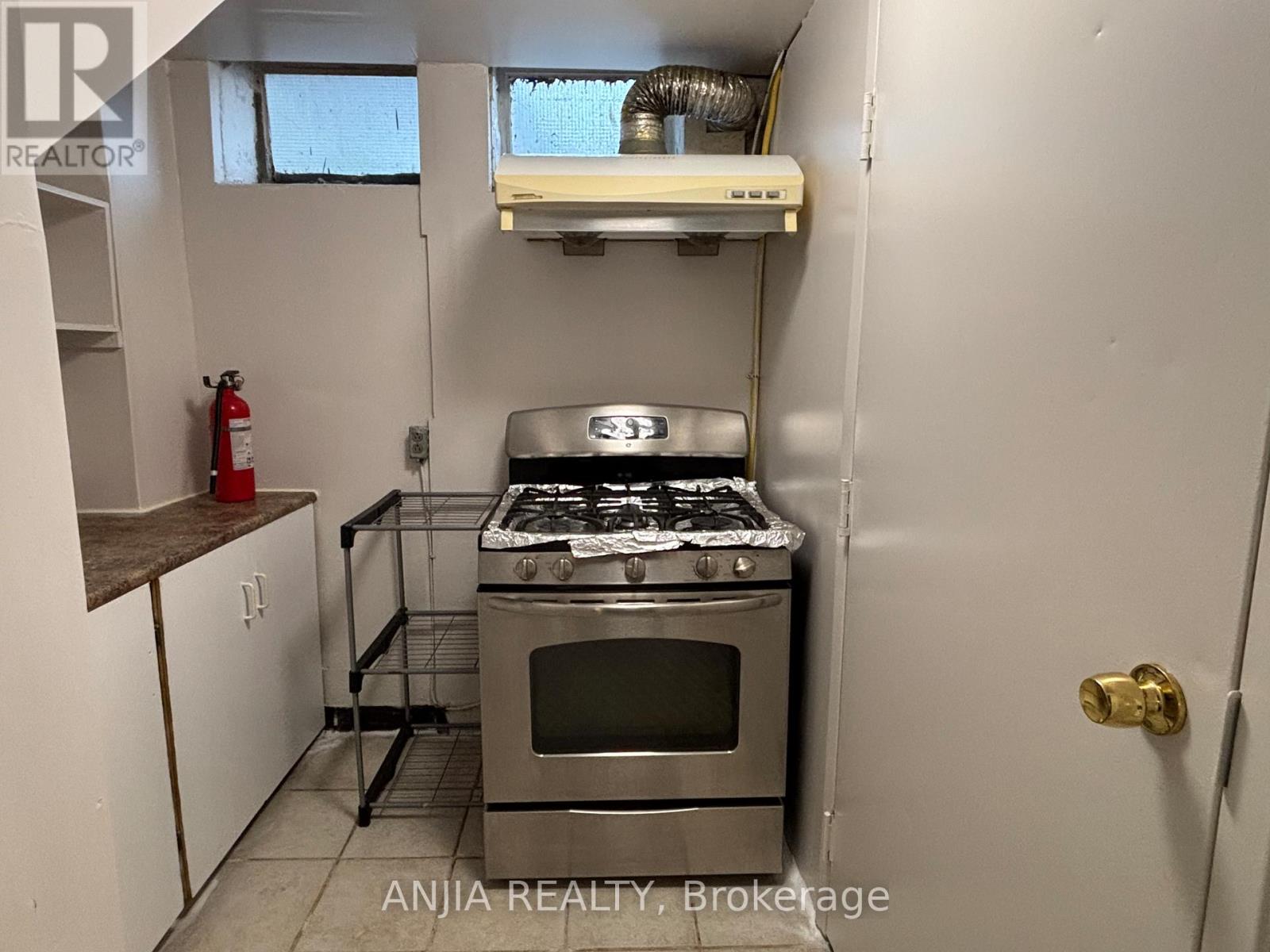 Basement - 1529 O'connor Drive, Toronto, Ontario  M4B 2V7 - Photo 7 - E12525630