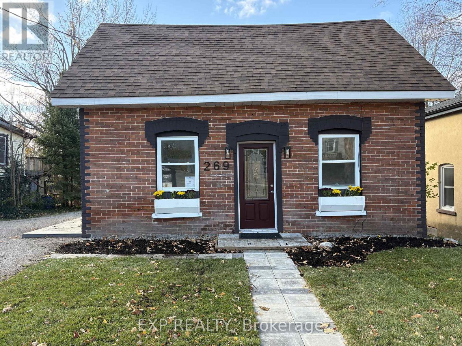 269 MOFFAT STREET, Orillia, Ontario