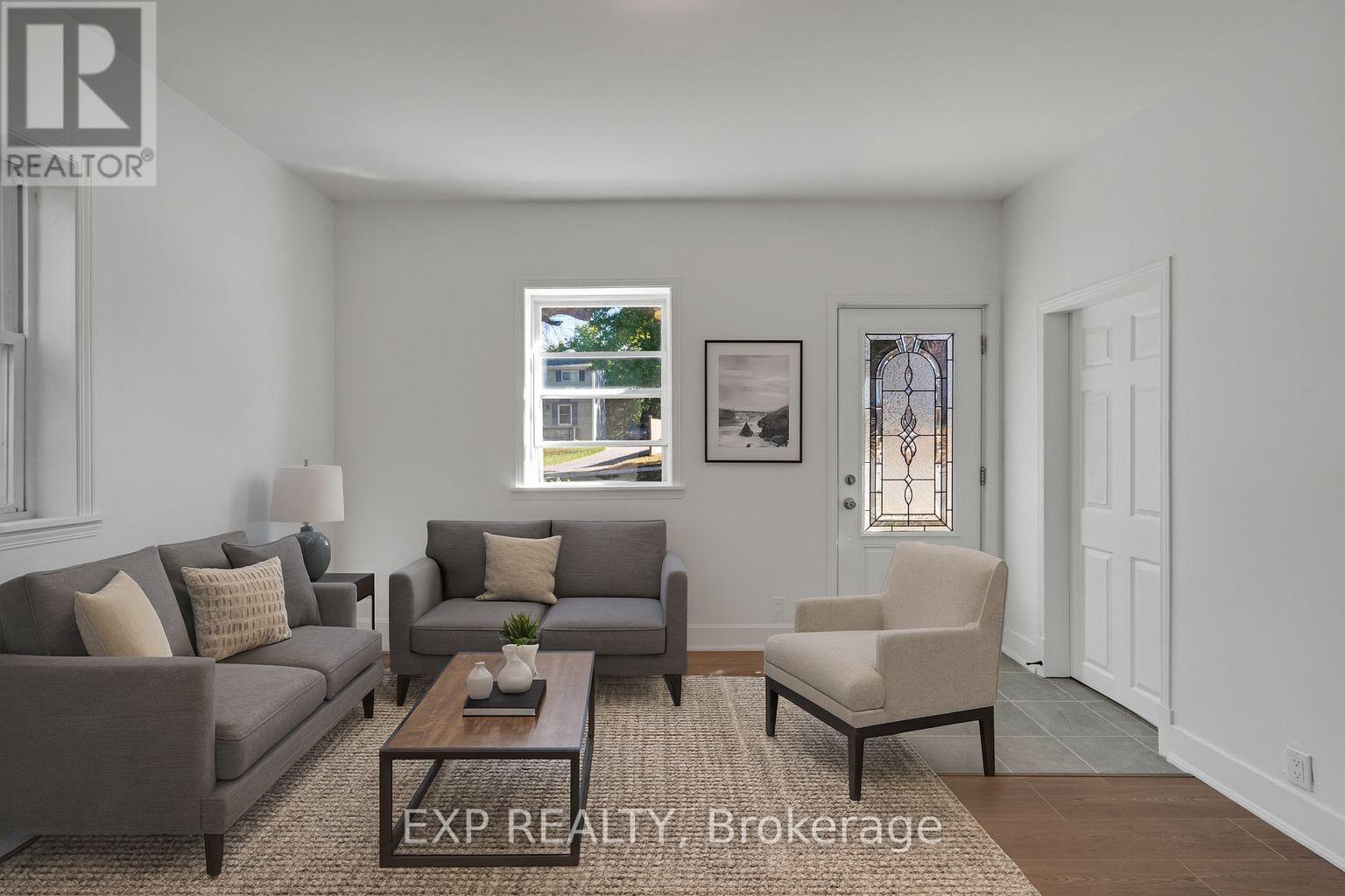 269 Moffat Street, Orillia, Ontario L3V 4E9 - Photo 6 - S12481971