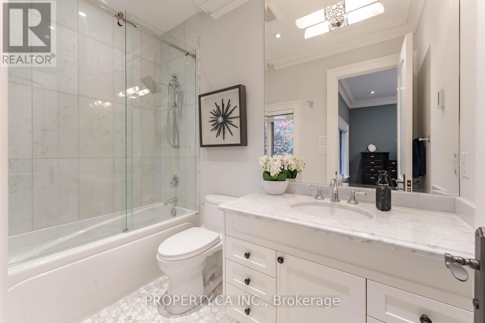 224 Donnelly Drive, Mississauga, Ontario  L5G 2M4 - Photo 32 - W12522822