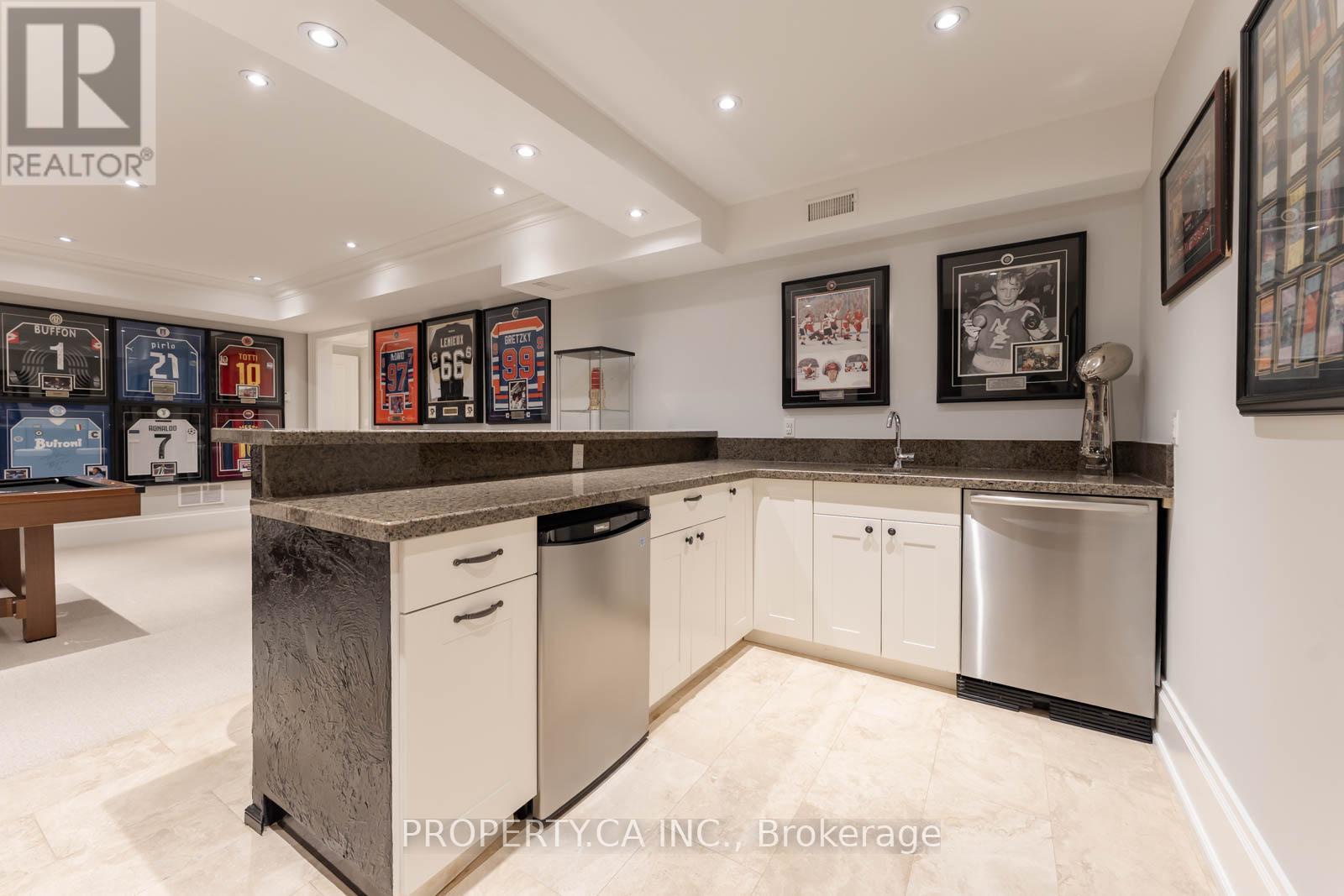 224 Donnelly Drive, Mississauga, Ontario  L5G 2M4 - Photo 38 - W12522822