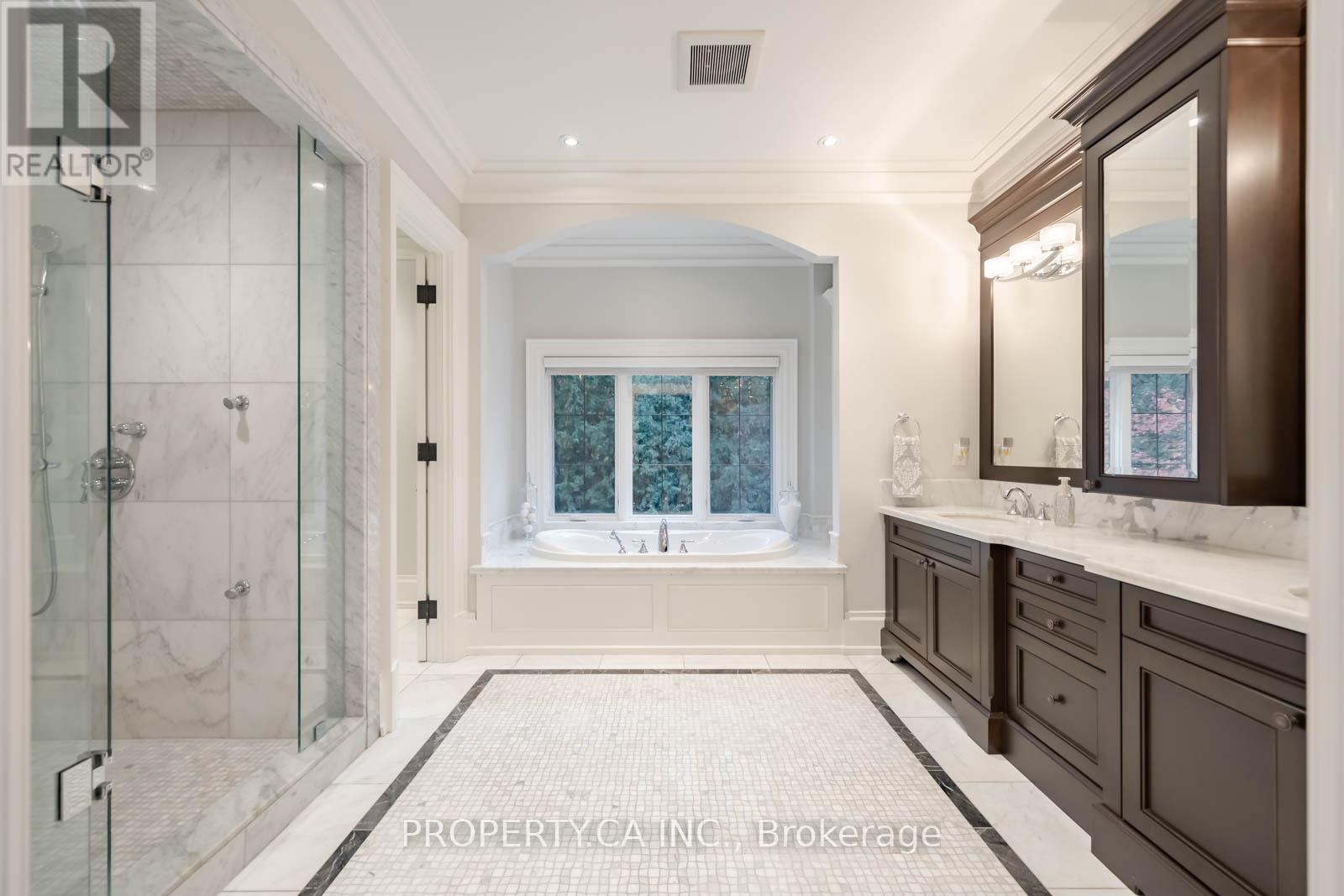 224 Donnelly Drive, Mississauga, Ontario  L5G 2M4 - Photo 25 - W12522822