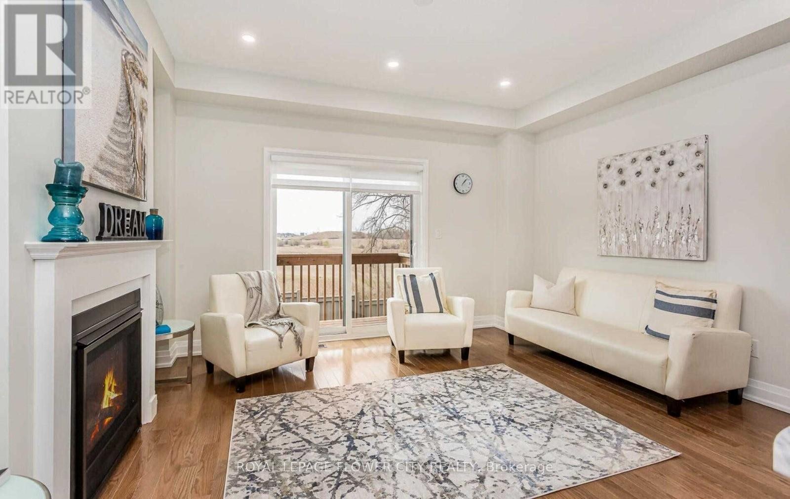 11 Dalbeattie Drive, Brampton, Ontario  L6Y 0E3 - Photo 11 - W12525602