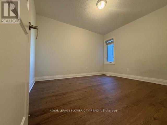 11 Dalbeattie Drive, Brampton, Ontario  L6Y 0E3 - Photo 22 - W12525602