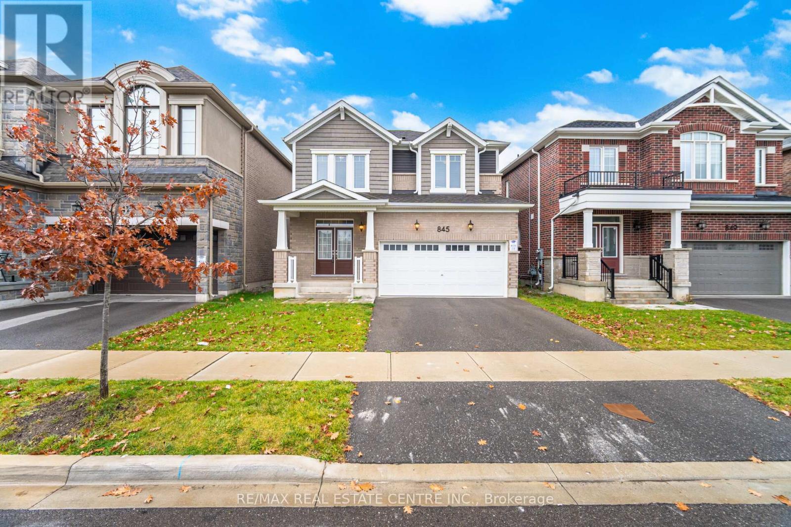 845 Aspen Terrace, Milton, Ontario L9E 1S1 - Photo 2 - W12525618