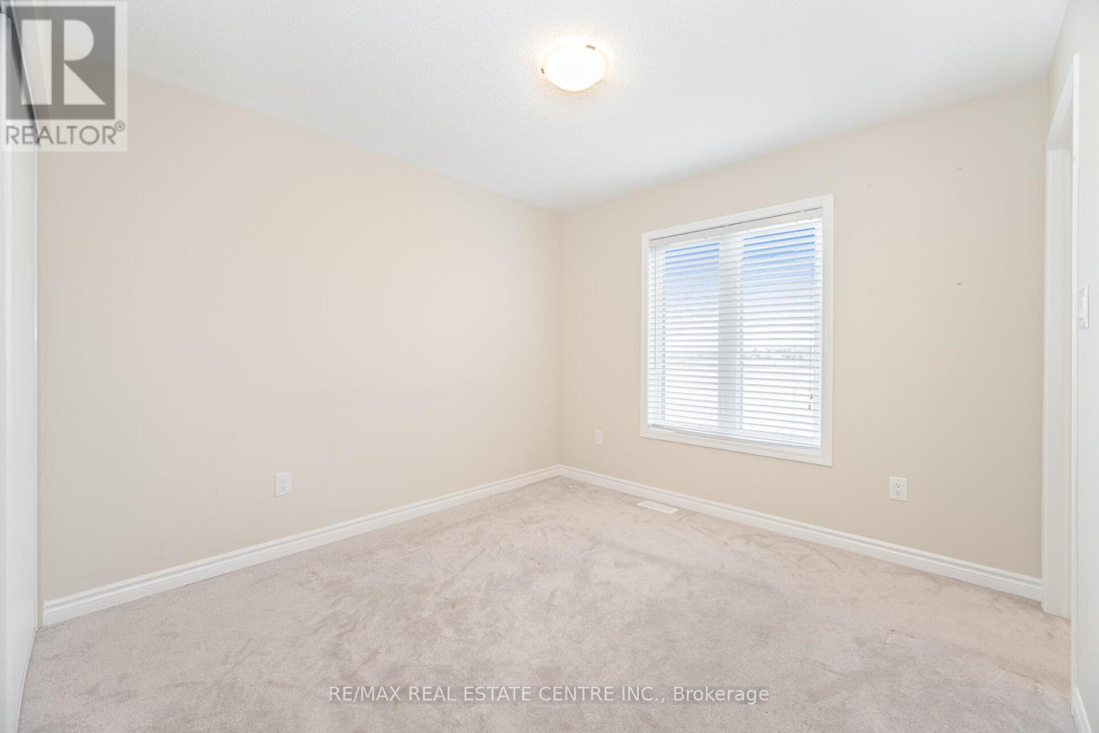 845 Aspen Terrace, Milton, Ontario L9E 1S1 - Photo 29 - W12525618