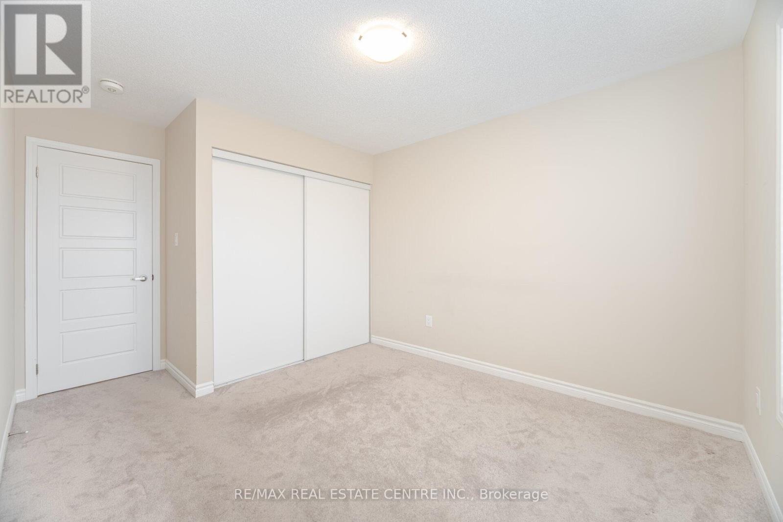 845 Aspen Terrace, Milton, Ontario L9E 1S1 - Photo 30 - W12525618