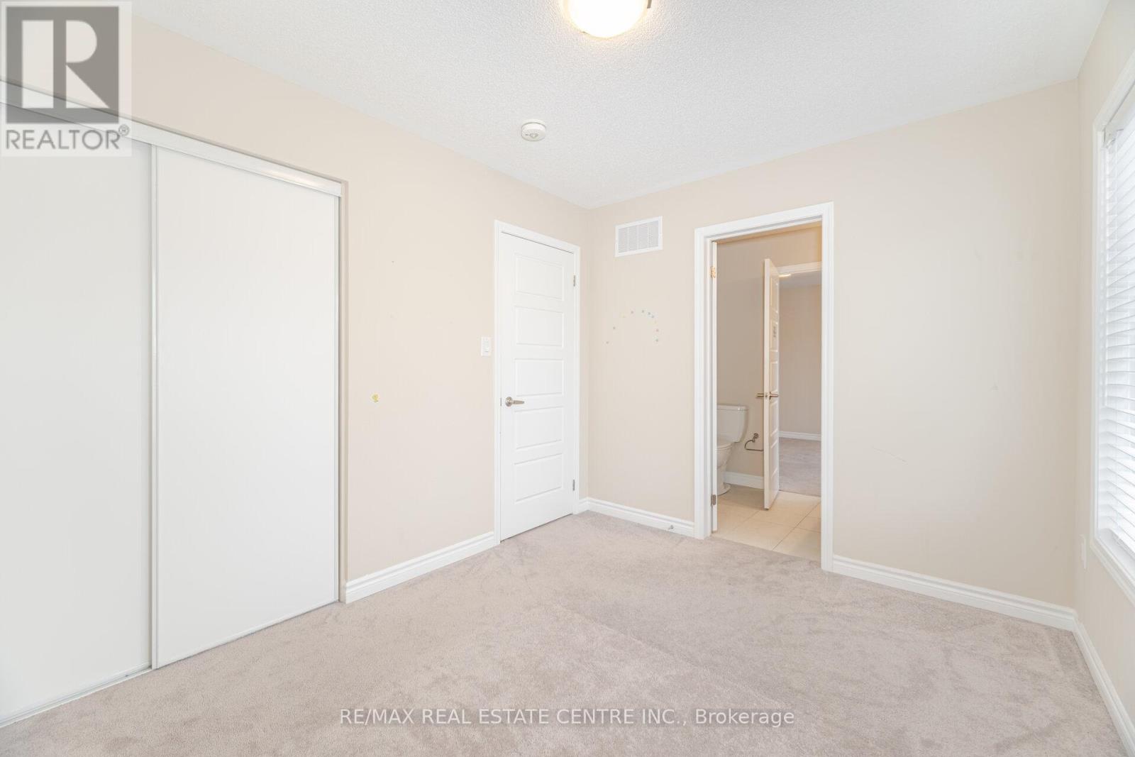 845 Aspen Terrace, Milton, Ontario L9E 1S1 - Photo 39 - W12525618