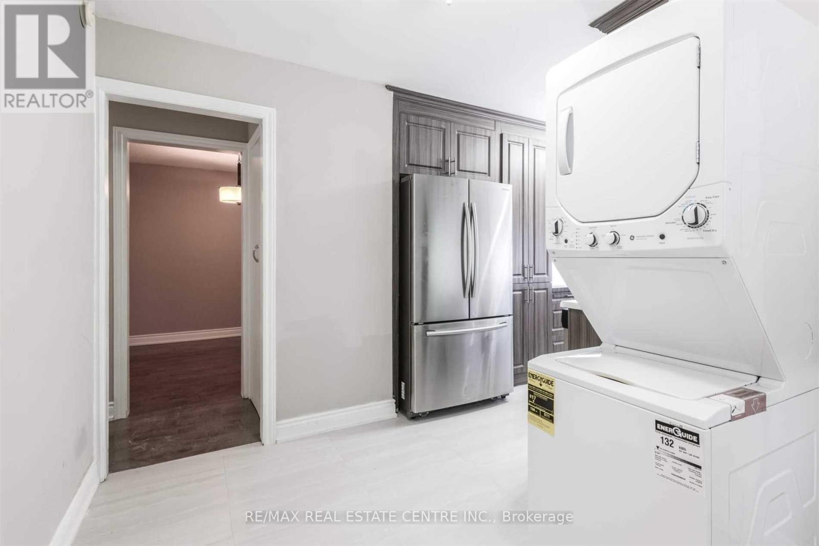 Upper - 83 Autumn Boulevard, Brampton, Ontario  L6T 2W1 - Photo 11 - W12525632