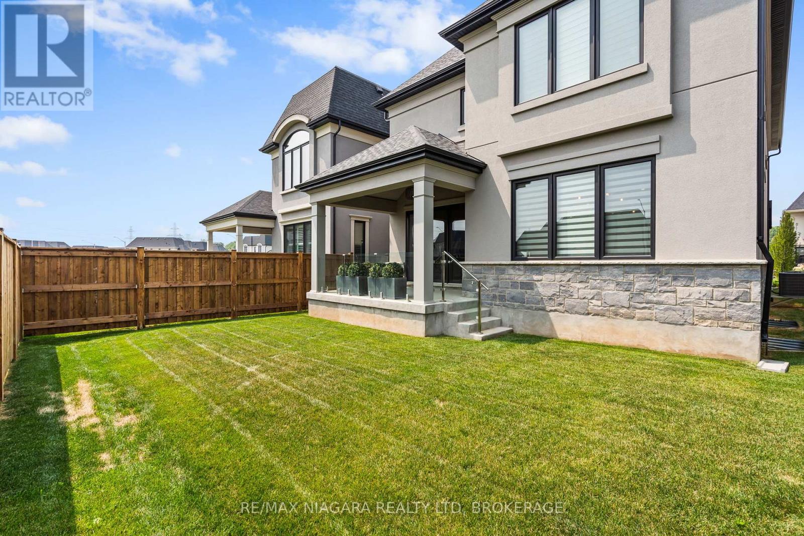 2326 Terravita Drive, Niagara Falls, Ontario L2J 0G1 - Photo 38 - X12525684