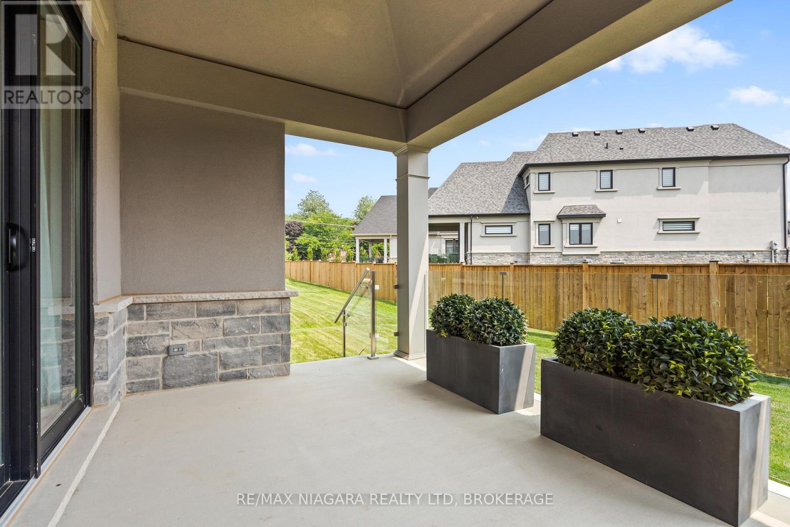 2326 Terravita Drive, Niagara Falls, Ontario L2J 0G1 - Photo 40 - X12525684