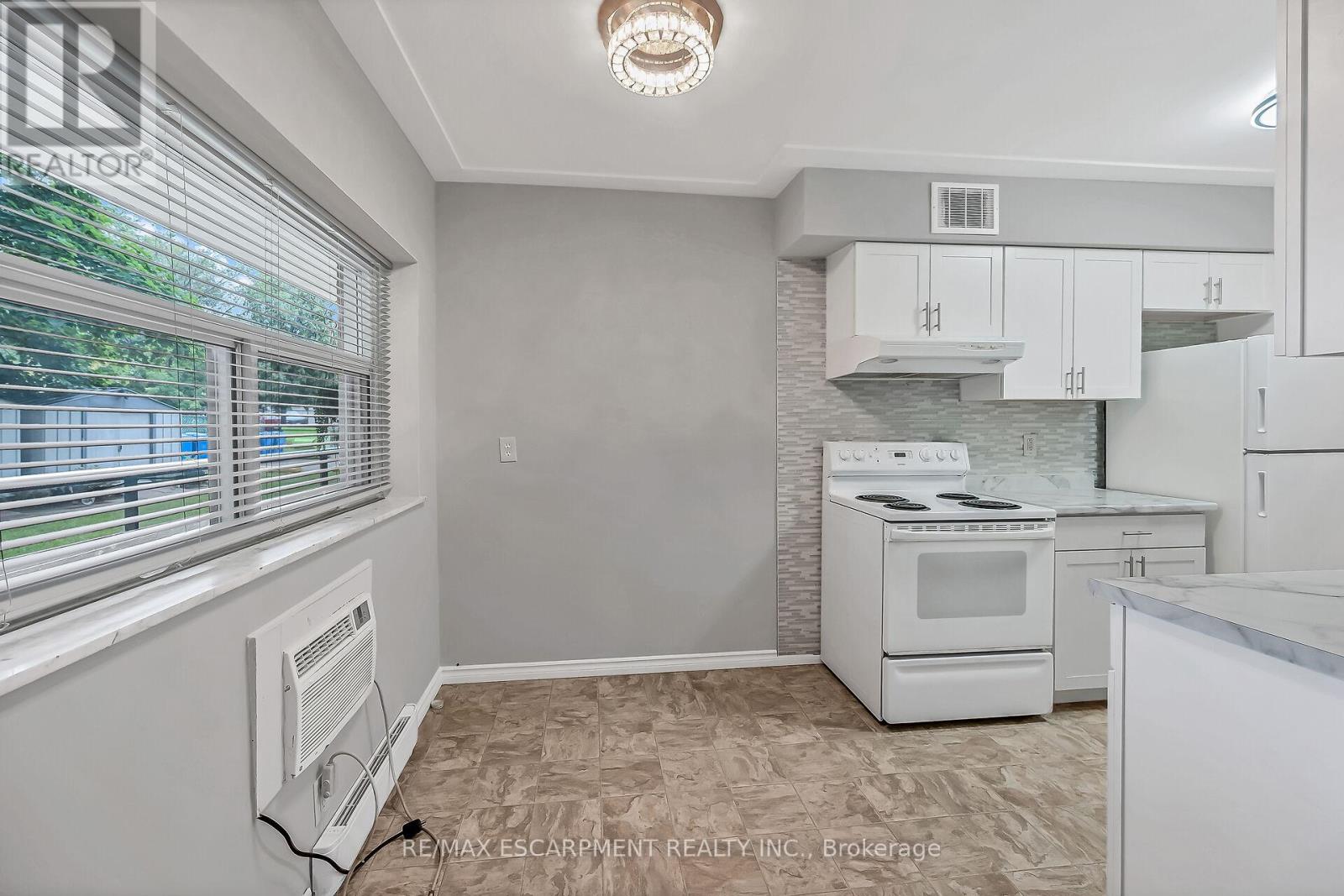 103 - 11 Woodman Drive S, Hamilton, Ontario  L8K 4E3 - Photo 11 - X12525614