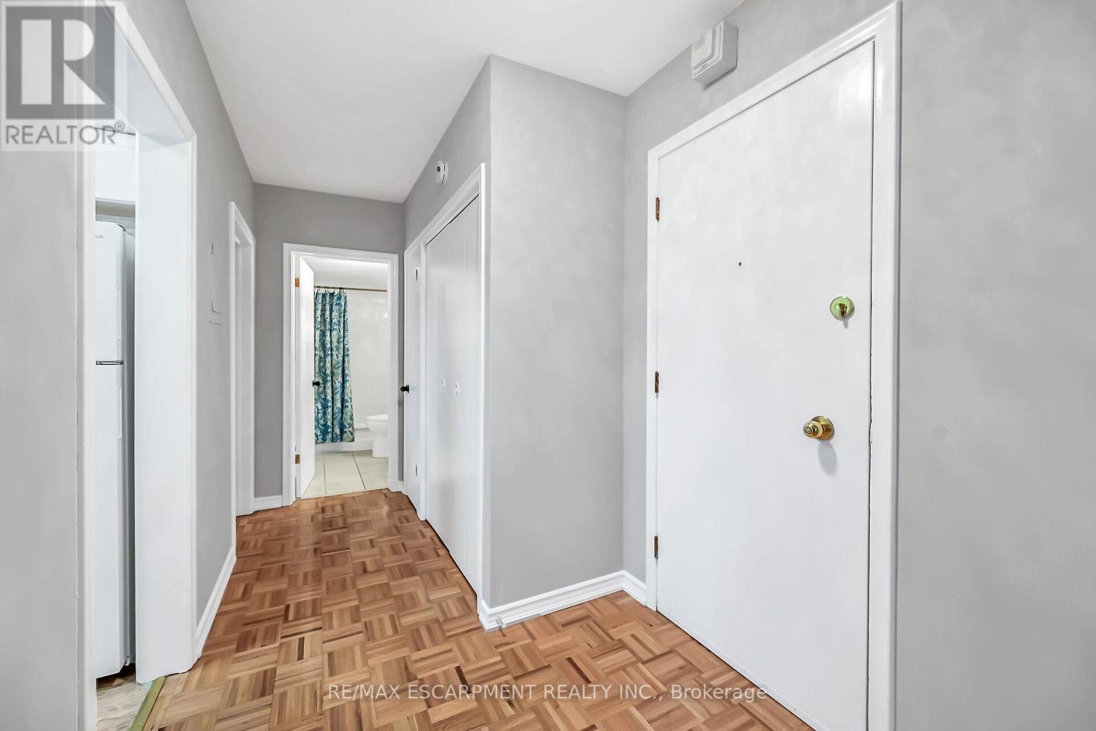 103 - 11 Woodman Drive S, Hamilton, Ontario  L8K 4E3 - Photo 18 - X12525614