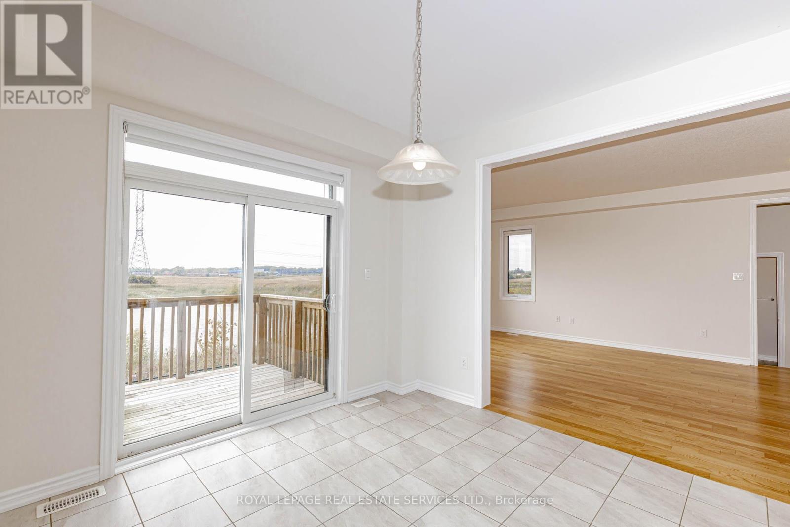 96 Explorer Way W, Thorold, Ontario  L2V 0K3 - Photo 10 - X12525634