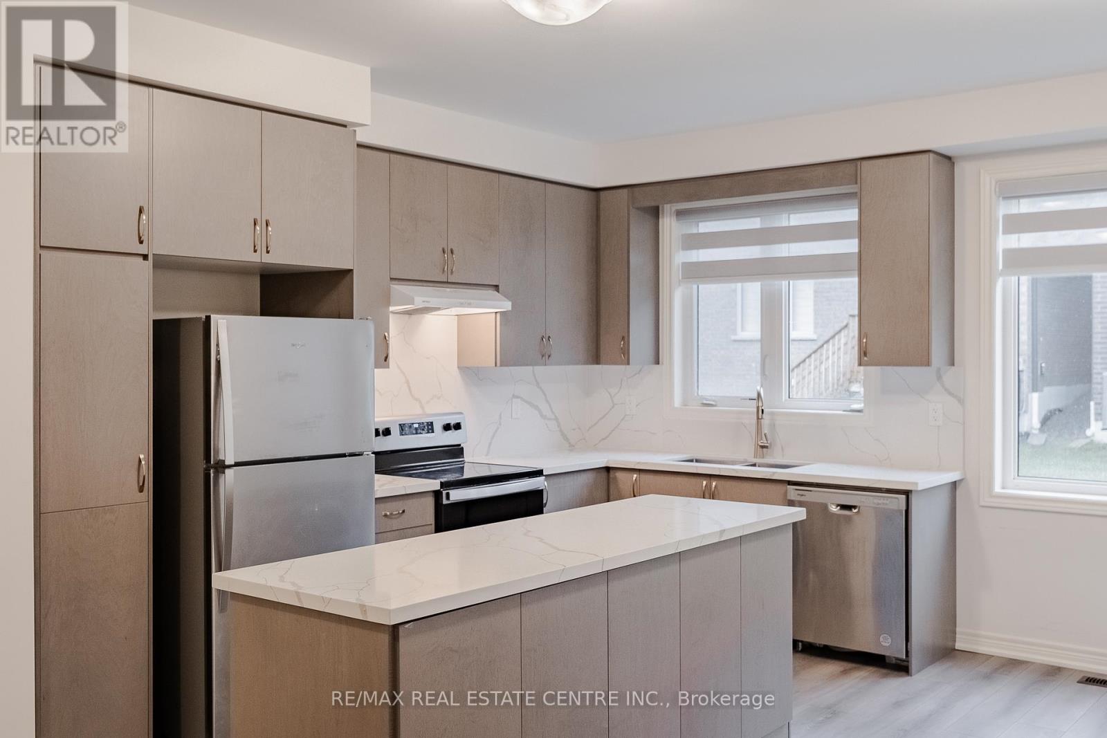 21 Gledhill Crescent, Cambridge, Ontario  N1T 0G4 - Photo 7 - X12525636