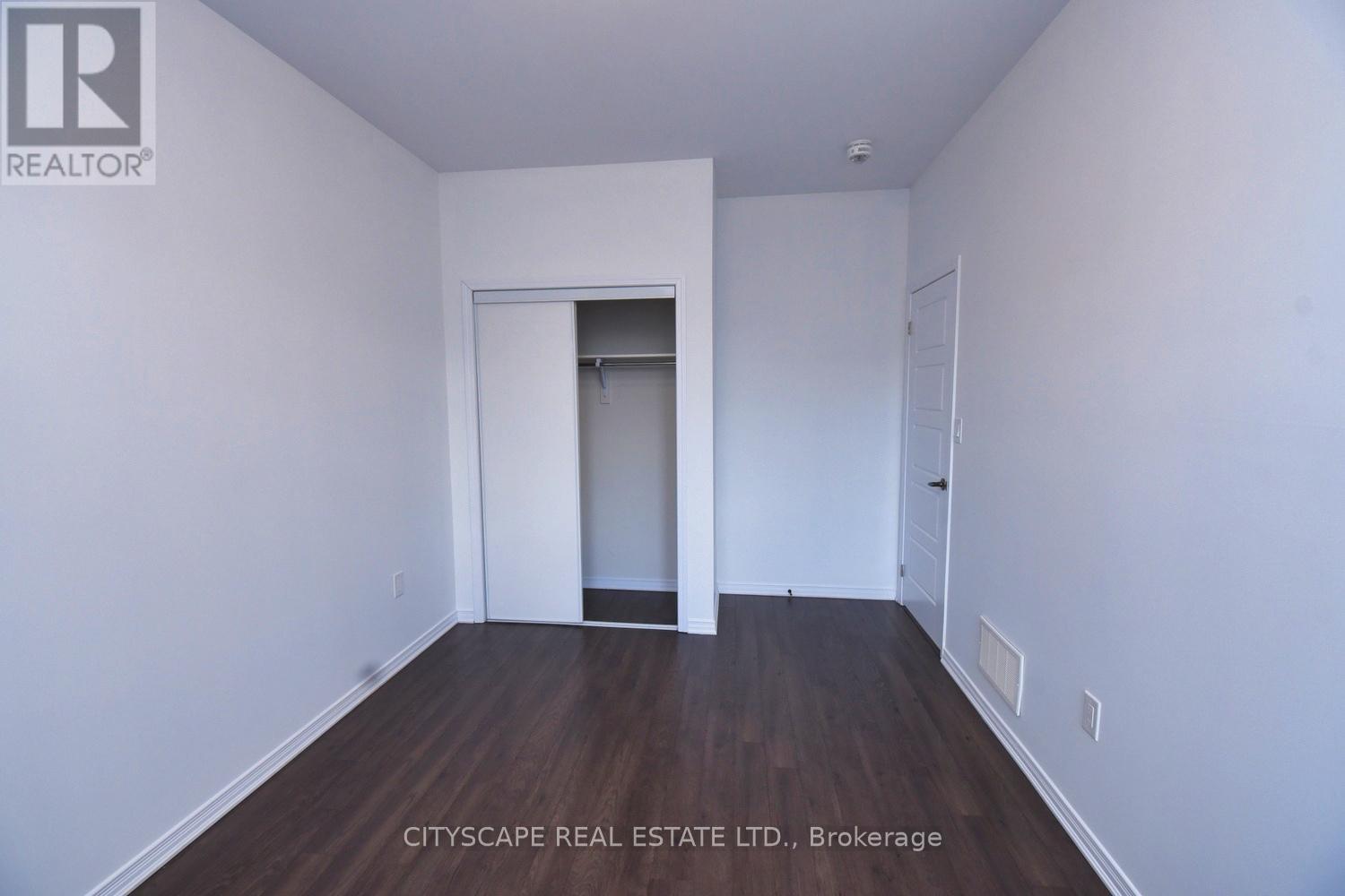 16 Kelso Drive, Haldimand, Ontario  N3W 0B7 - Photo 20 - X12525642