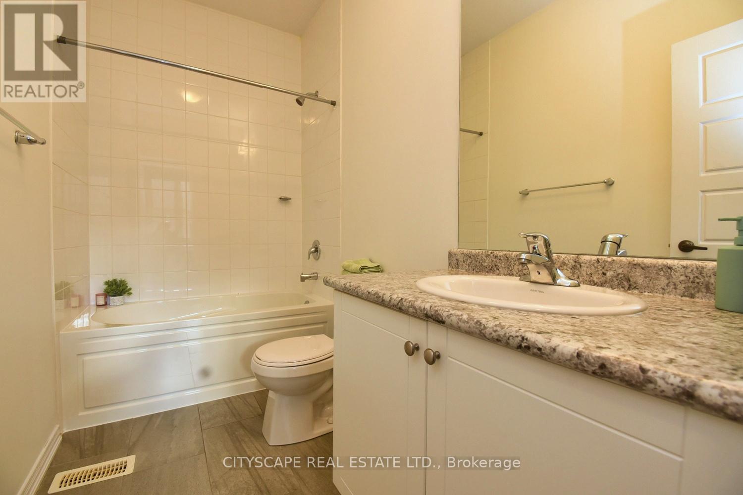 16 Kelso Drive, Haldimand, Ontario  N3W 0B7 - Photo 22 - X12525642