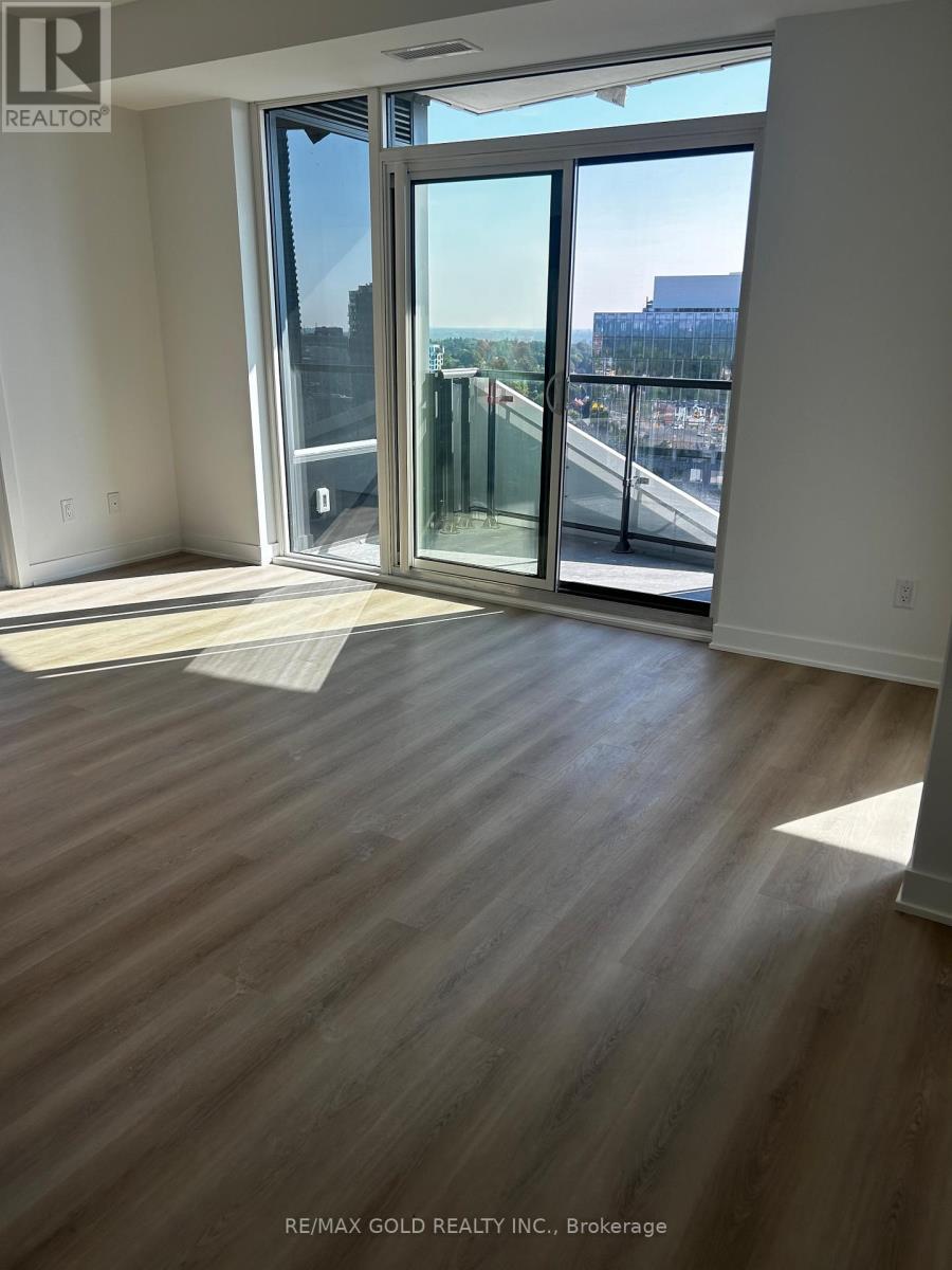 1510 - 25 Wellington Street, Kitchener, Ontario  N2G 0G5 - Photo 9 - X12525658