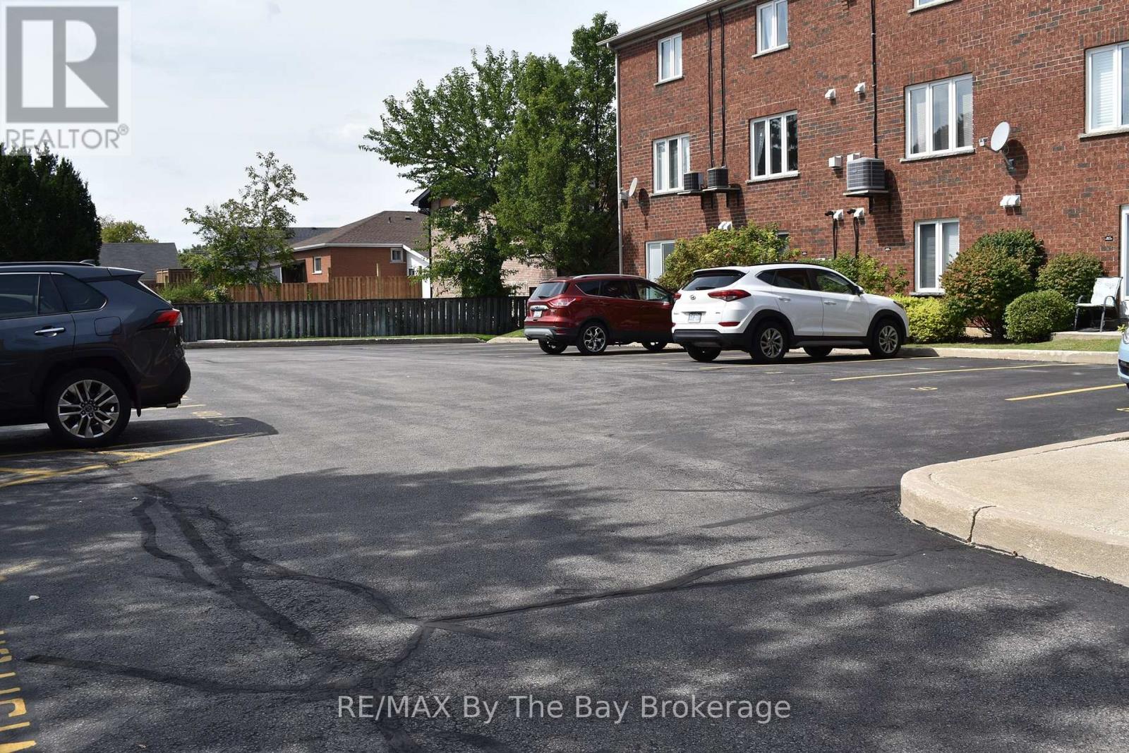 21 Raglan Street, Collingwood, Ontario  L9Y 5J5 - Photo 10 - S12525690