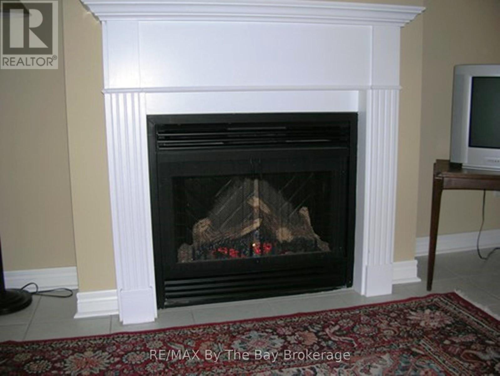 21 Raglan Street, Collingwood, Ontario  L9Y 5J5 - Photo 7 - S12525690