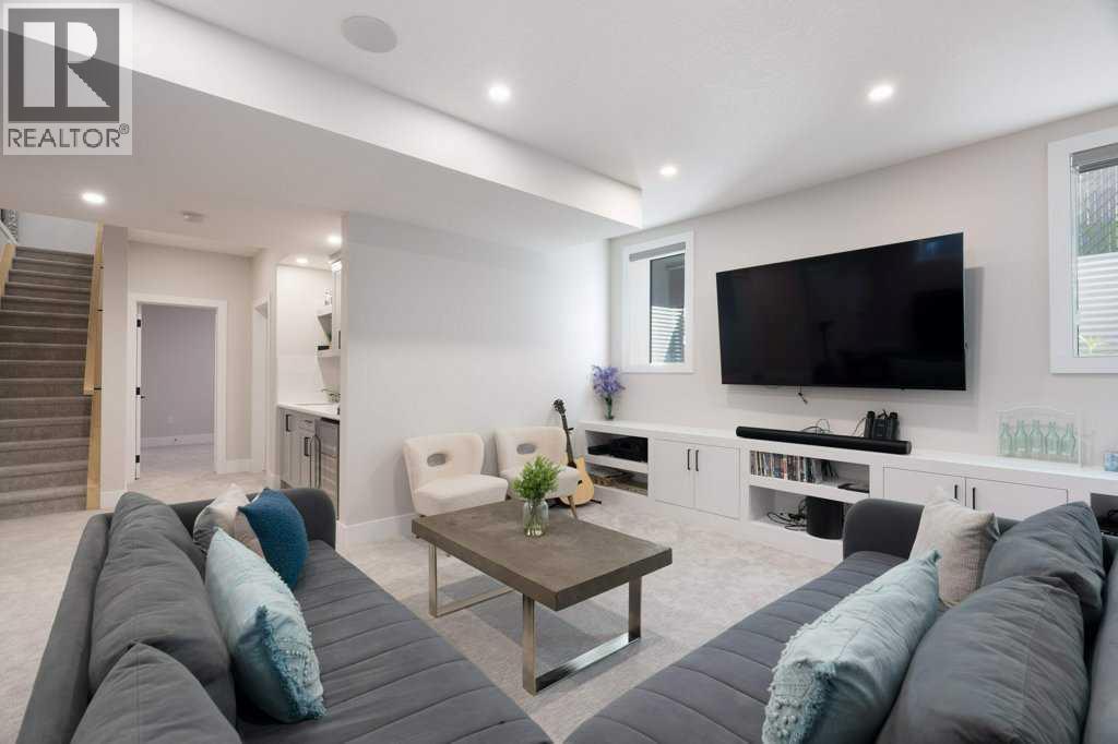 424 Discovery Place Sw, Calgary, Alberta  T3H 3Y3 - Photo 42 - A2237770