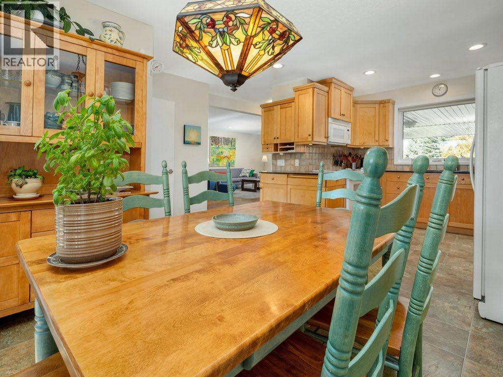 2122 20 Avenue S, Lethbridge, Alberta  T1K 1G5 - Photo 11 - A2266041