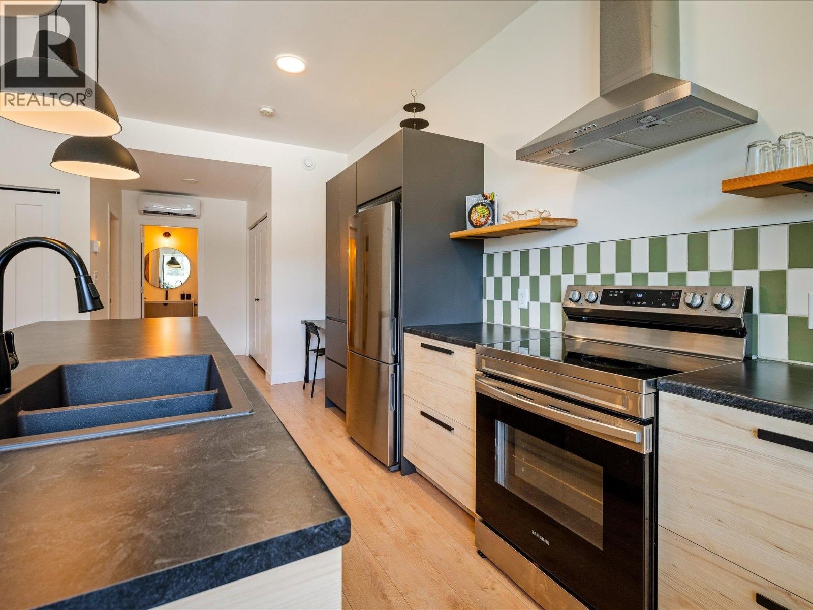 3011 Tenquille Place, Pemberton, British Columbia V0N 2L3 - Photo 32 - R3065961