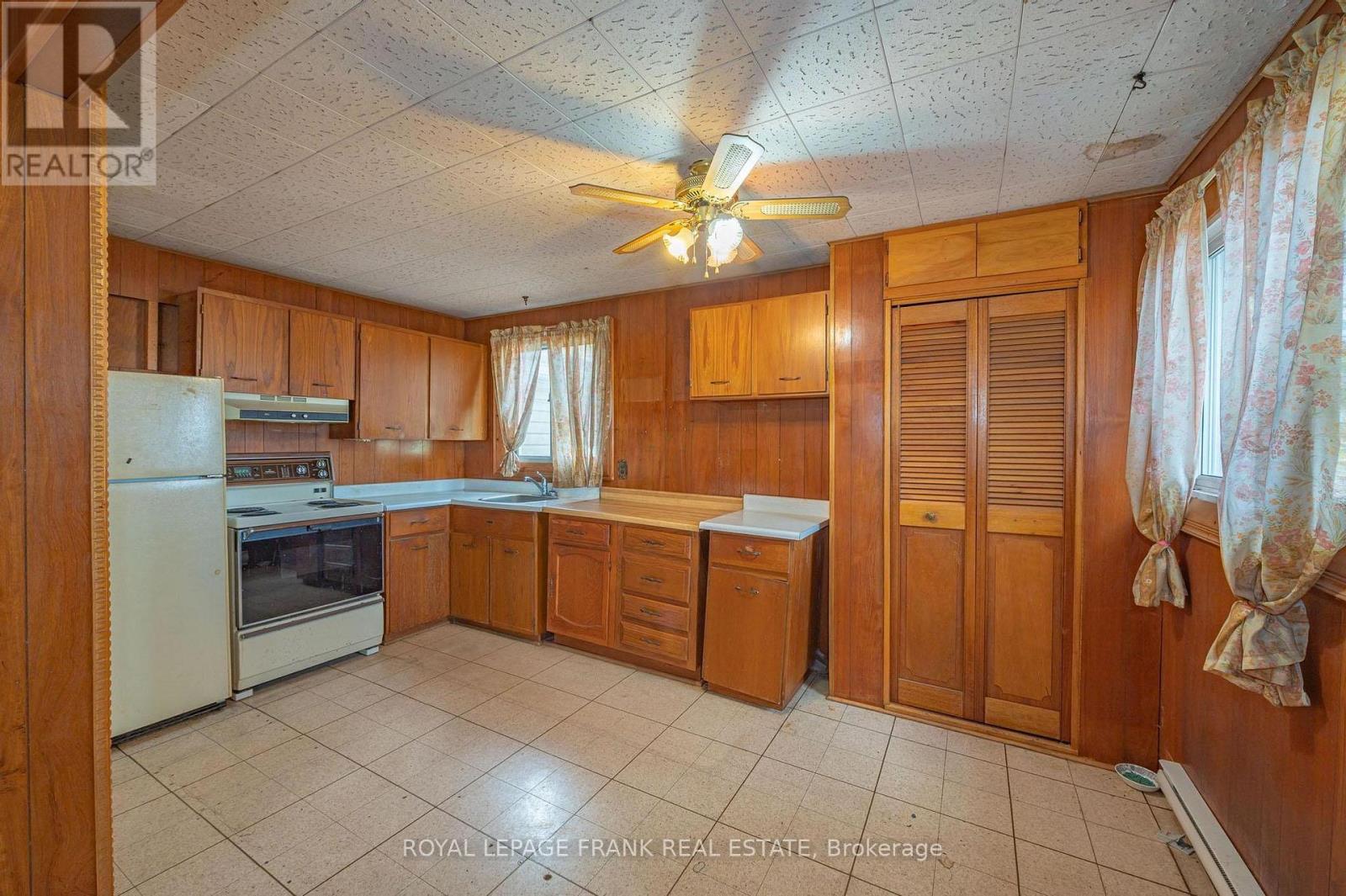 175 Fire Route 26, Trent Lakes, Ontario K0L 1J0 - Photo 10 - X12512814