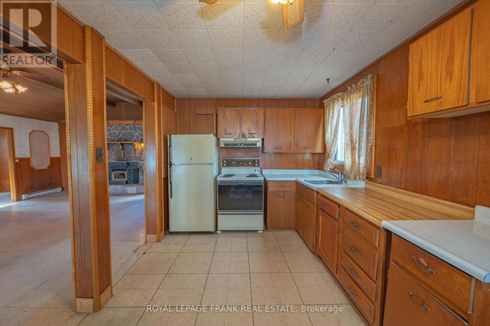 175 Fire Route 26, Trent Lakes, Ontario K0L 1J0 - Photo 11 - X12512814