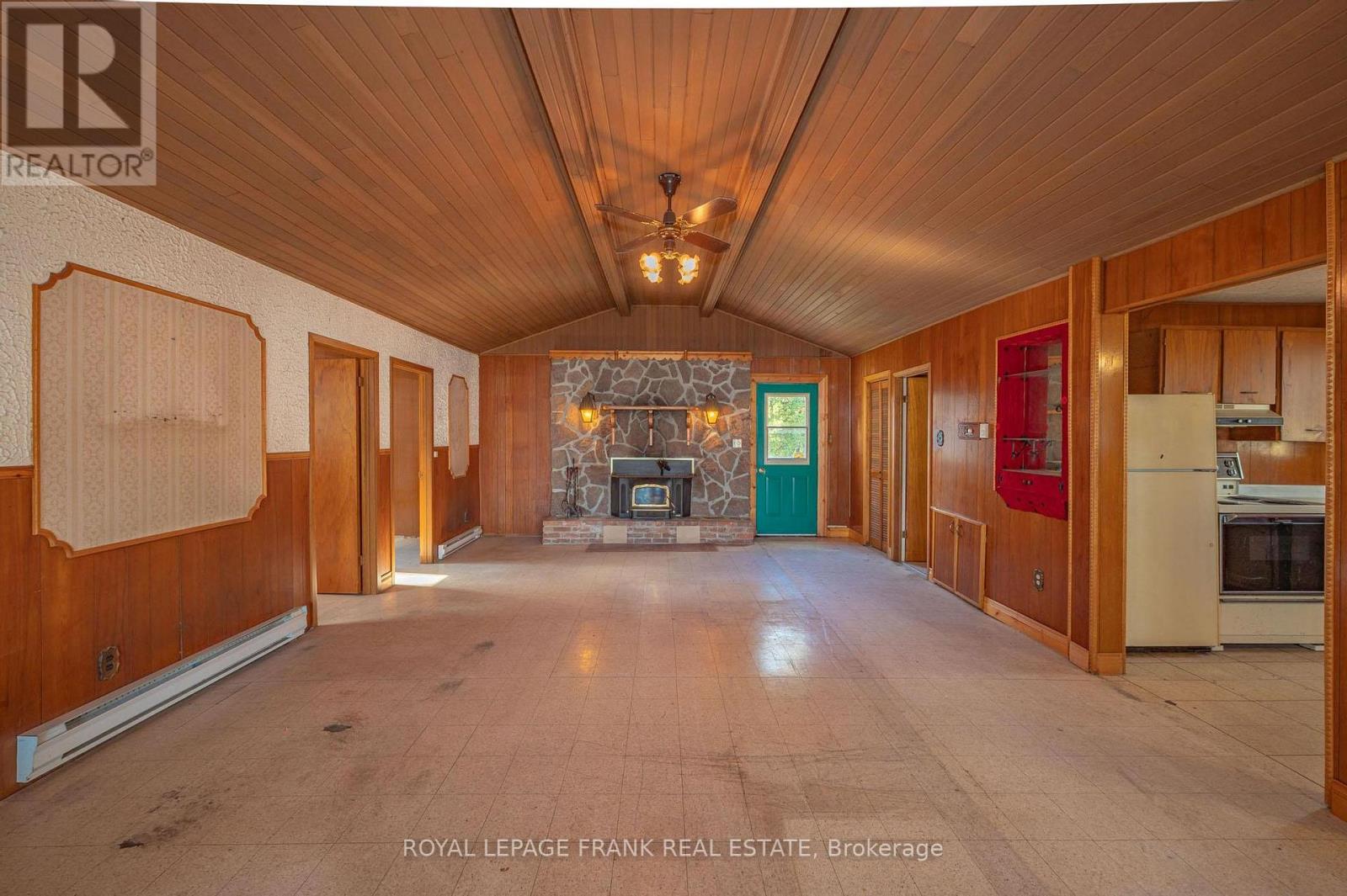 175 Fire Route 26, Trent Lakes, Ontario K0L 1J0 - Photo 5 - X12512814