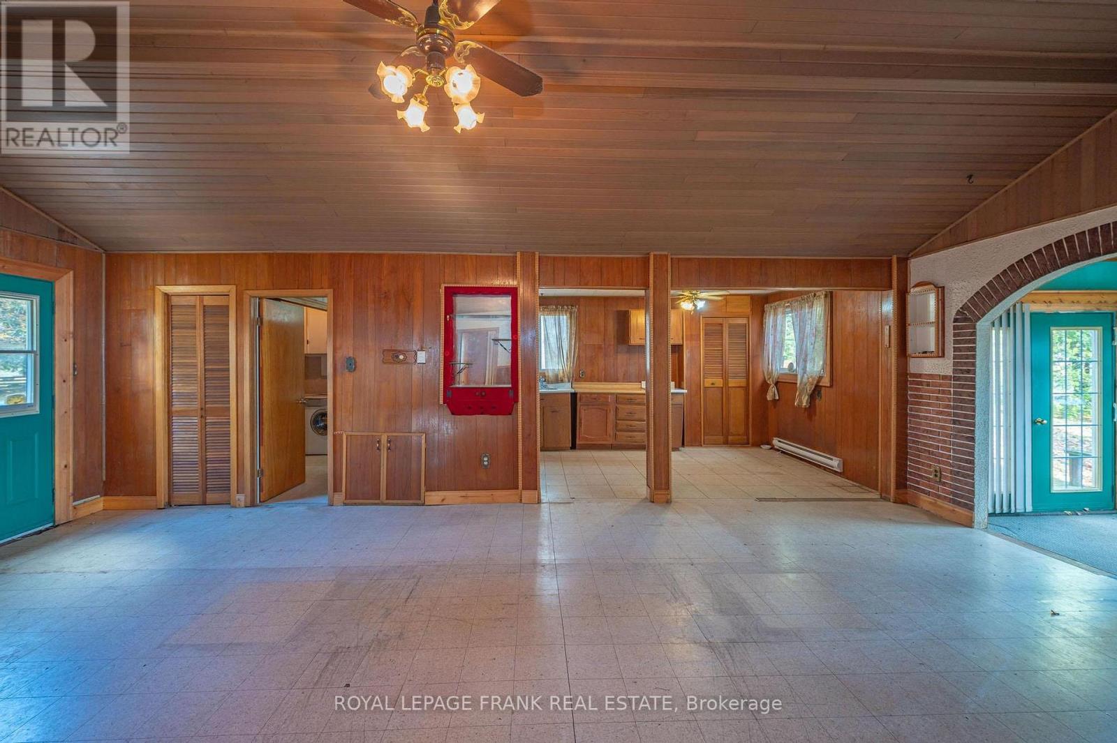 175 Fire Route 26, Trent Lakes, Ontario K0L 1J0 - Photo 9 - X12512814