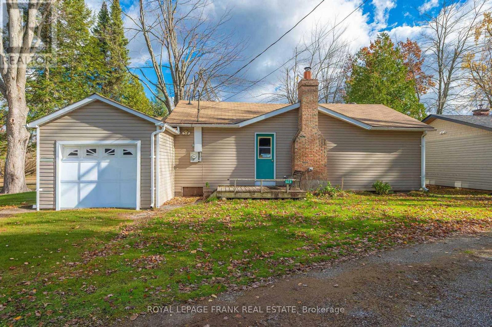 175 Fire Route 26, Trent Lakes, Ontario K0L 1J0 - Photo 4 - X12512814