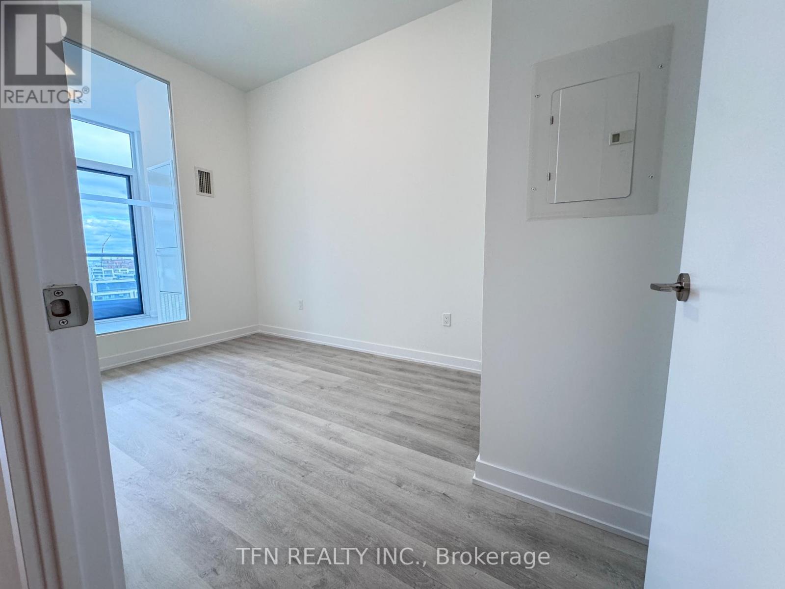 2011 - 15 Richardson Street, Toronto, Ontario  M5A 0Y5 - Photo 3 - C12525692
