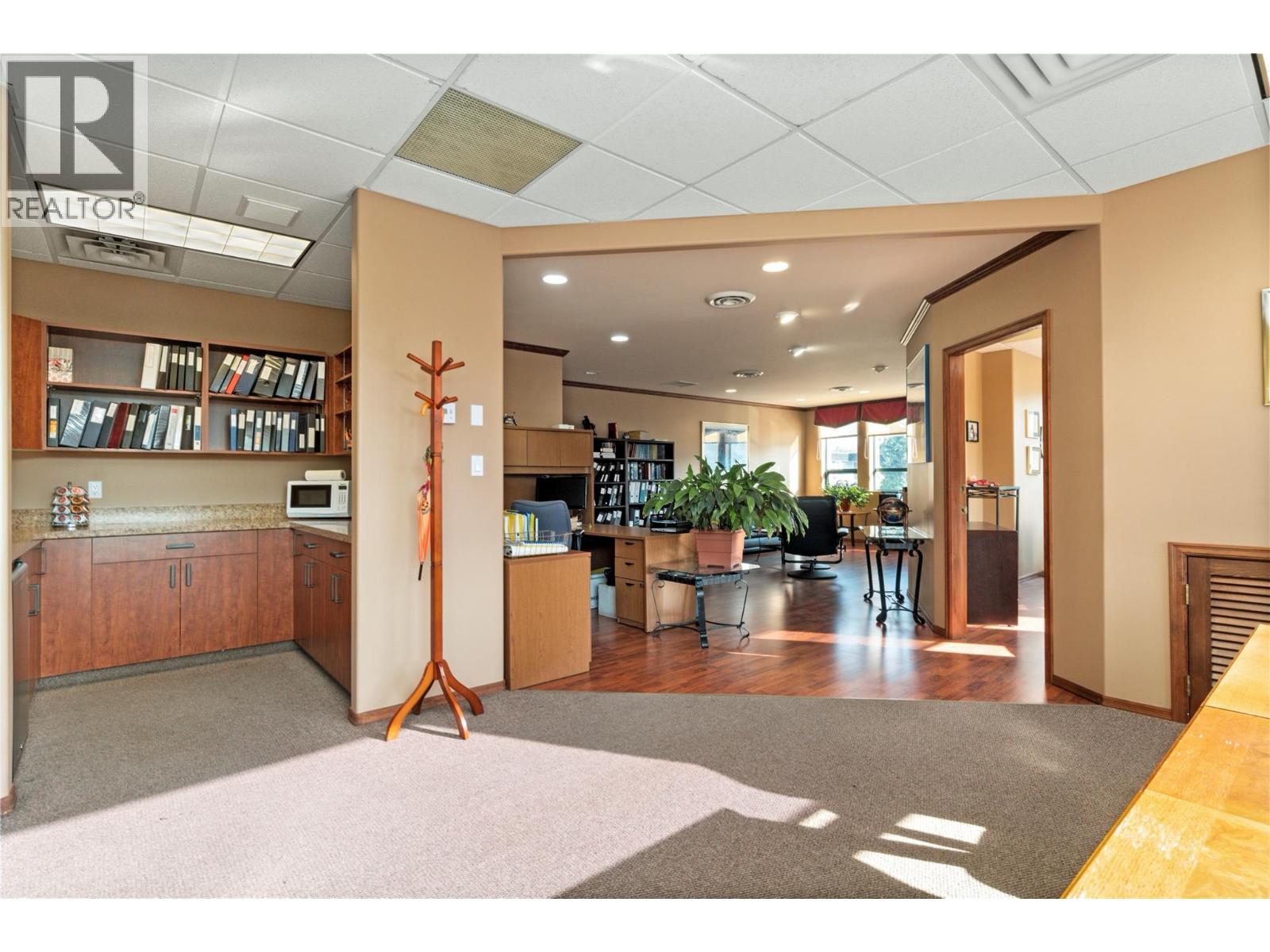 571 6 Street Ne Unit# 203, Salmon Arm, British Columbia V1E 1R6 - Photo 17 - 10337367