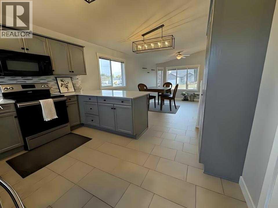 1112 2 Street Ne, Sundre, Alberta  T0M 1X0 - Photo 9 - A2256847