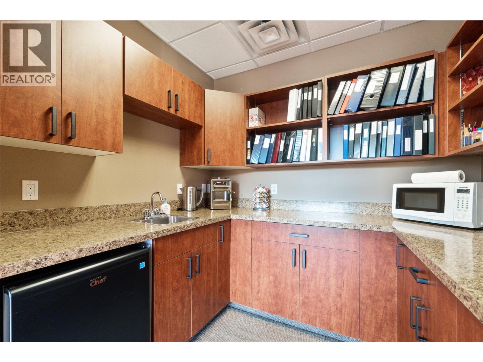 571 6 Street Ne Unit# 203, Salmon Arm, British Columbia V1E 1R6 - Photo 15 - 10337367