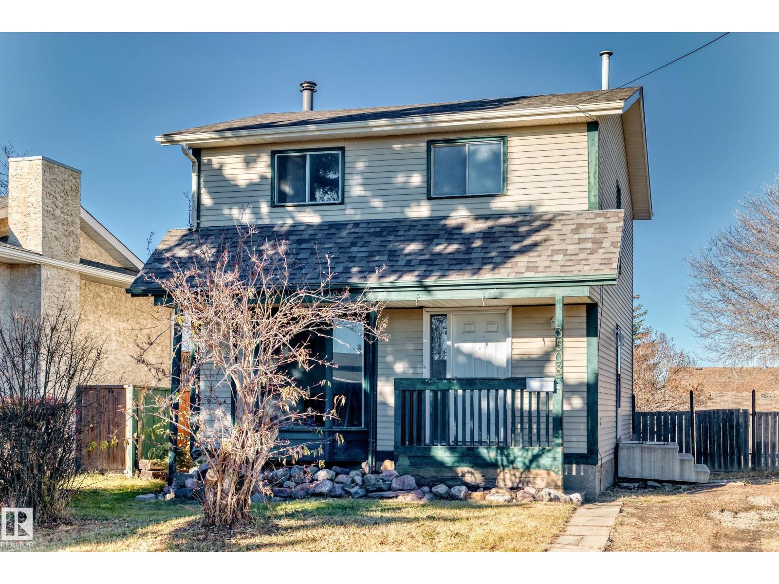 3508 17B AV NW, Edmonton, Alberta