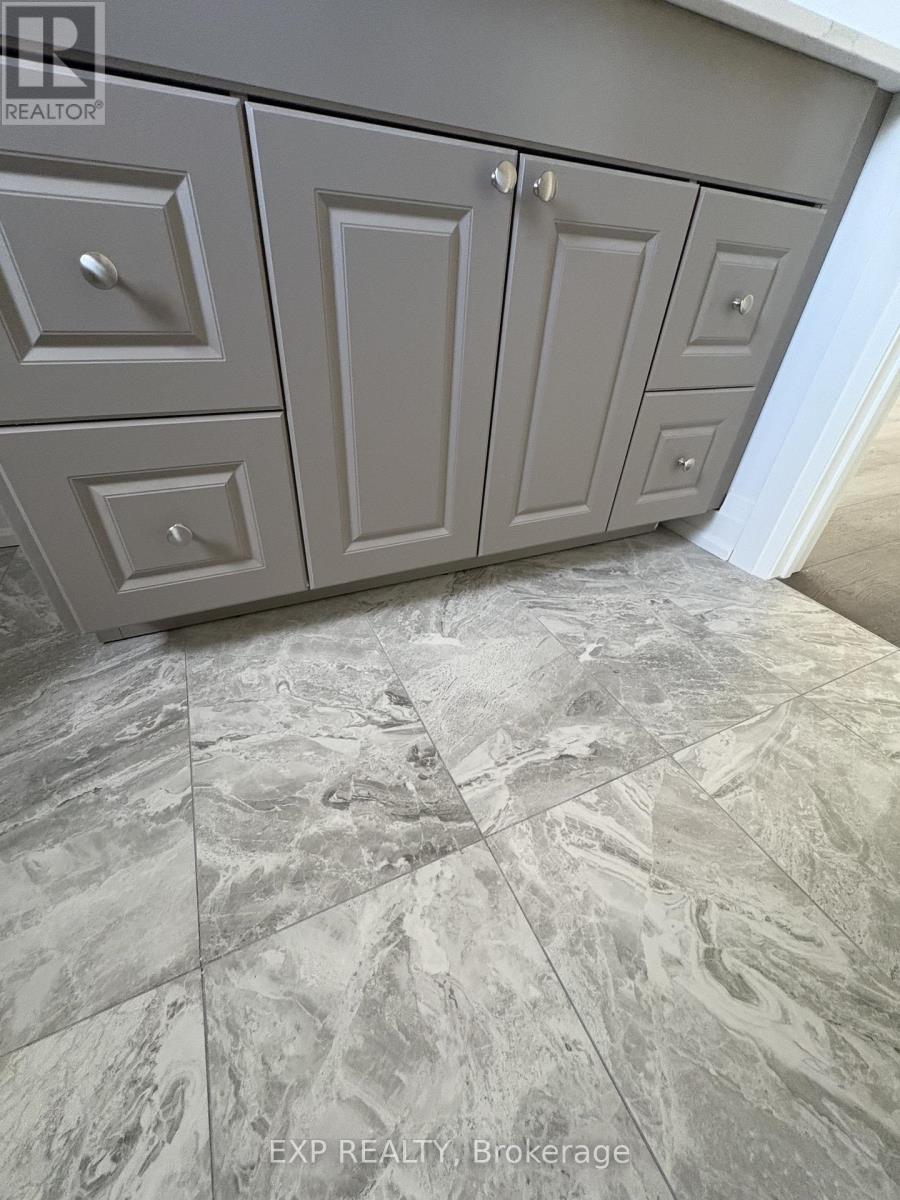 49 Beaufort Crescent, Tiny, Ontario  L9M 0B8 - Photo 21 - S12465799