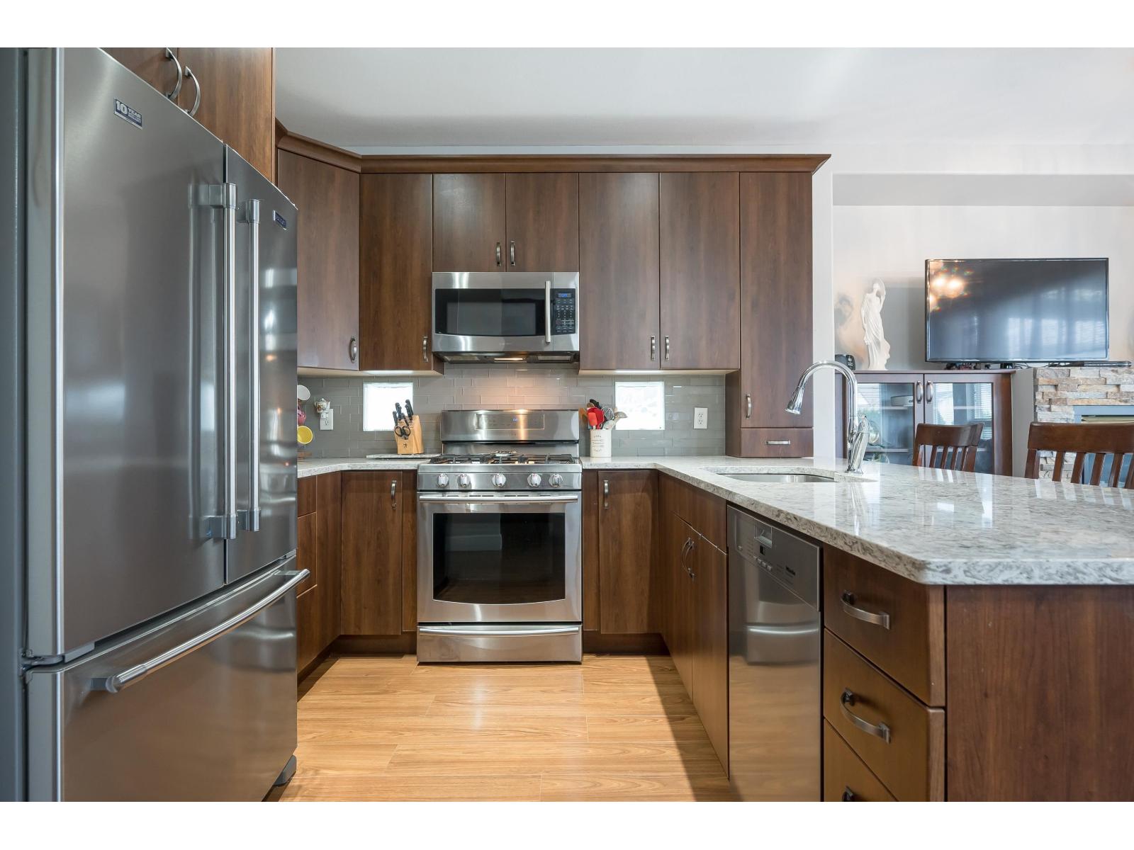 6663 184a Street, Surrey, British Columbia V3S 9A8 - Photo 11 - R3064781