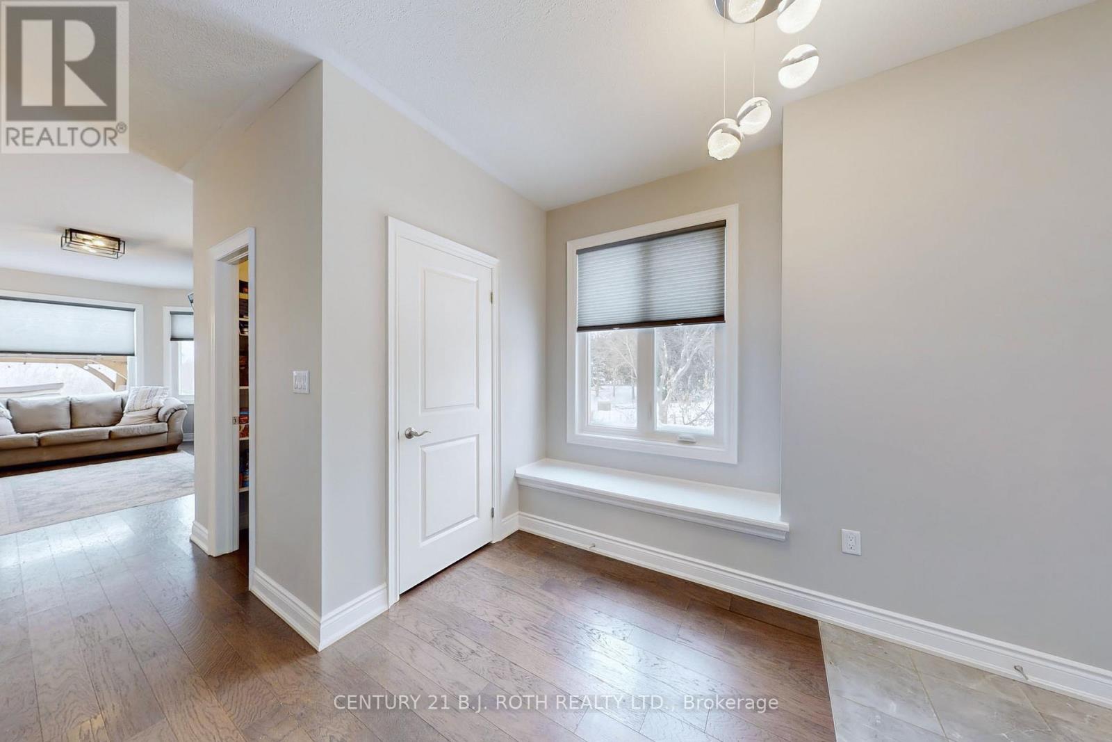 157 Mary Street, Clearview, Ontario L0M 1G0 - Photo 6 - S12479035