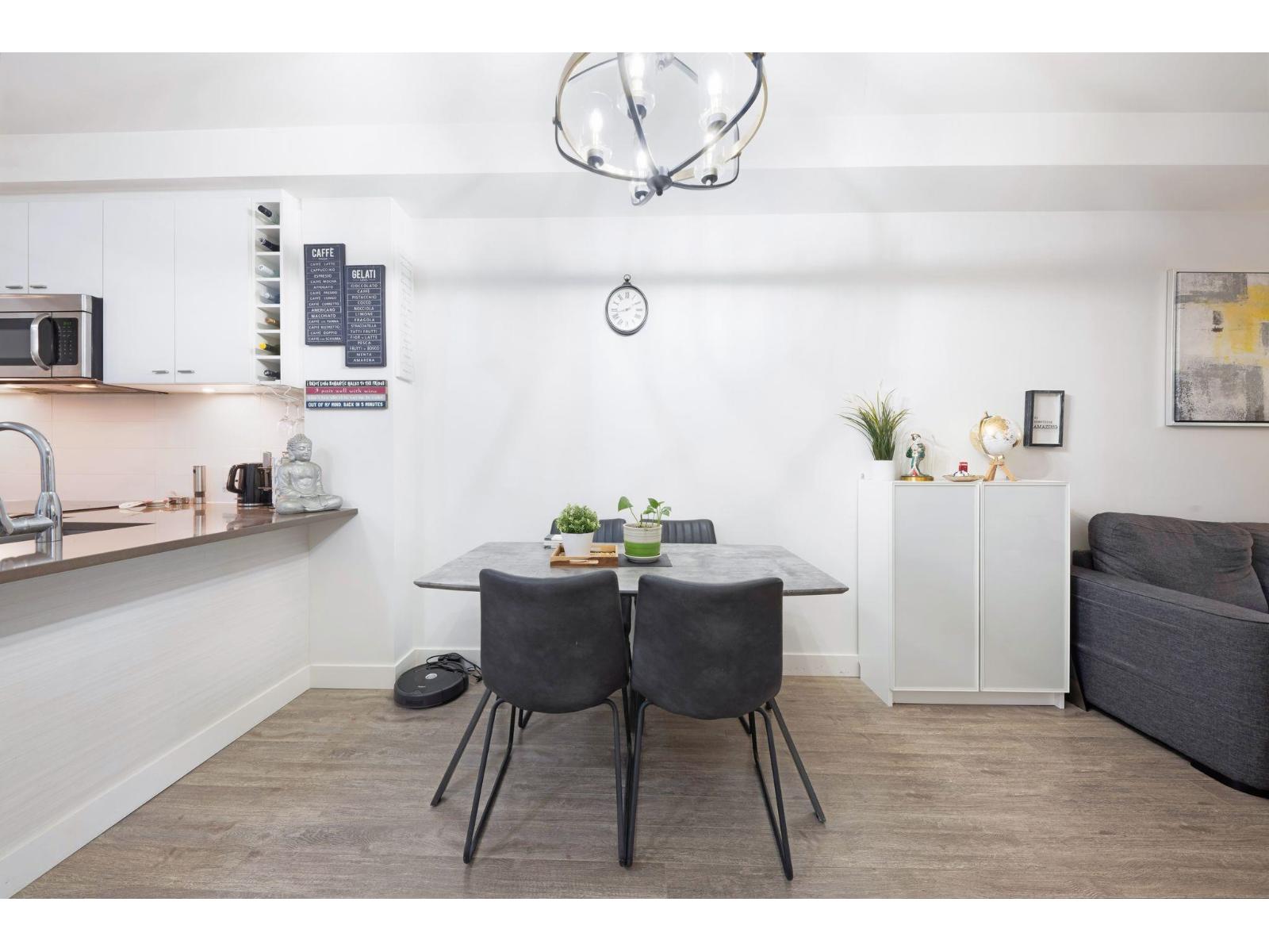 207 13925 Fraser Highway, Surrey, British Columbia  V3T 4E6 - Photo 7 - R3064208