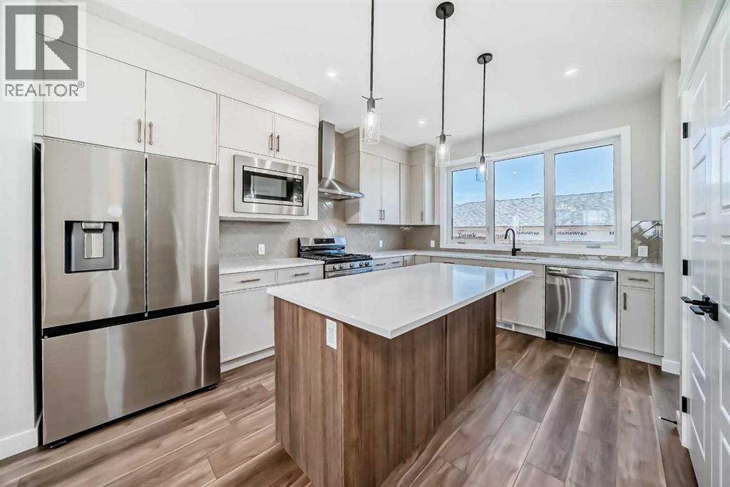 1001 Reynolds Crescent Sw, Airdrie, Alberta  T4B 5L8 - Photo 4 - A2268036