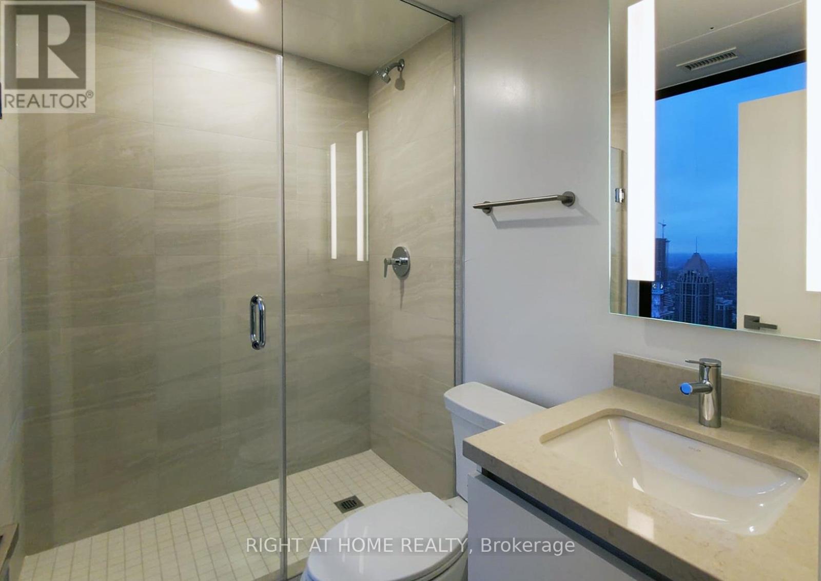 3807 - 4015 The Exchange, Mississauga, Ontario L5B 0N9 - Photo 10 - W12513424