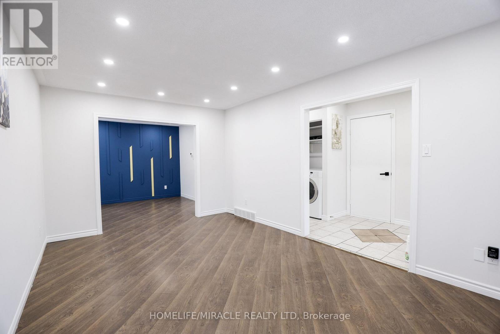 699 Classic Drive, London East, Ontario N6W 5X1 - Photo 10 - X12481078