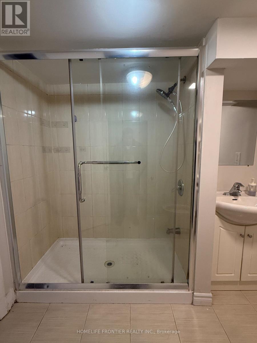 #basement - 136 Gibb Street, Oshawa, Ontario  L1J 1Y5 - Photo 32 - E12525670