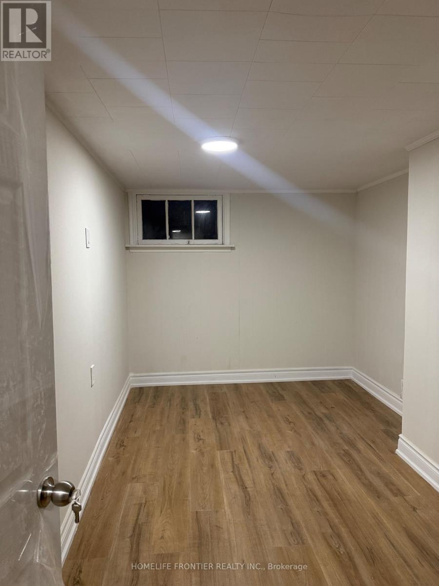 #basement - 136 Gibb Street, Oshawa, Ontario  L1J 1Y5 - Photo 8 - E12525670