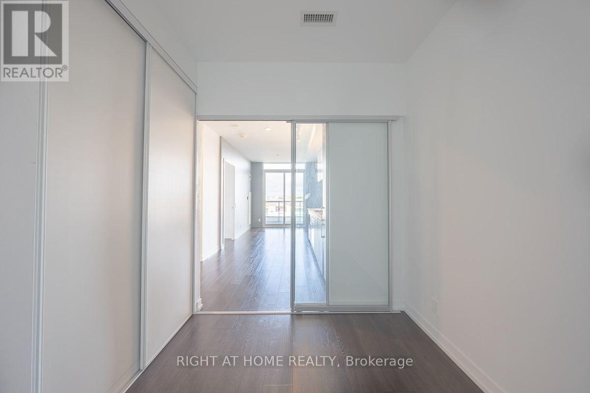 307 - 950 Portage Parkway, Vaughan, Ontario  L4K 0J7 - Photo 15 - N12525694