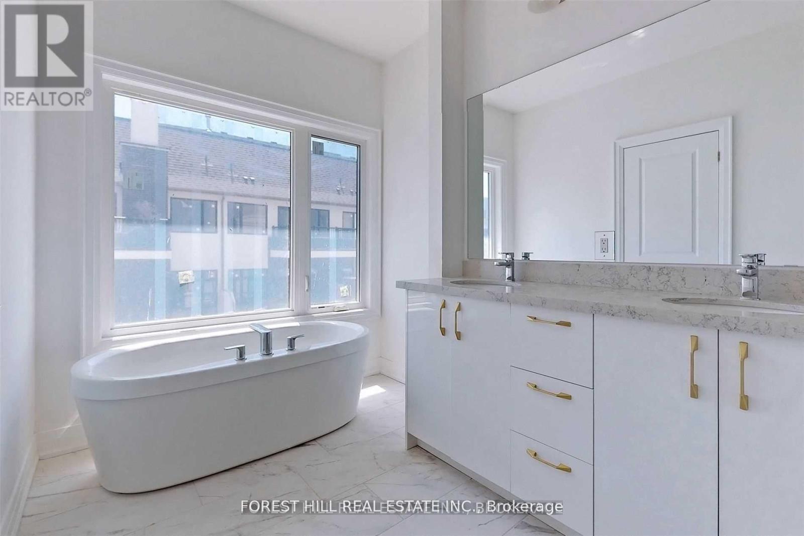 22 Banshee Lane, Richmond Hill, Ontario  L4E 1H3 - Photo 20 - N12525696