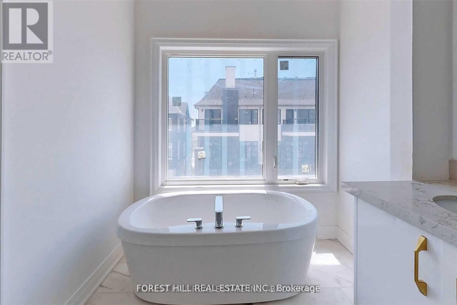 22 Banshee Lane, Richmond Hill, Ontario  L4E 1H3 - Photo 21 - N12525696